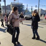 раздача листовок, Раздача листовок
